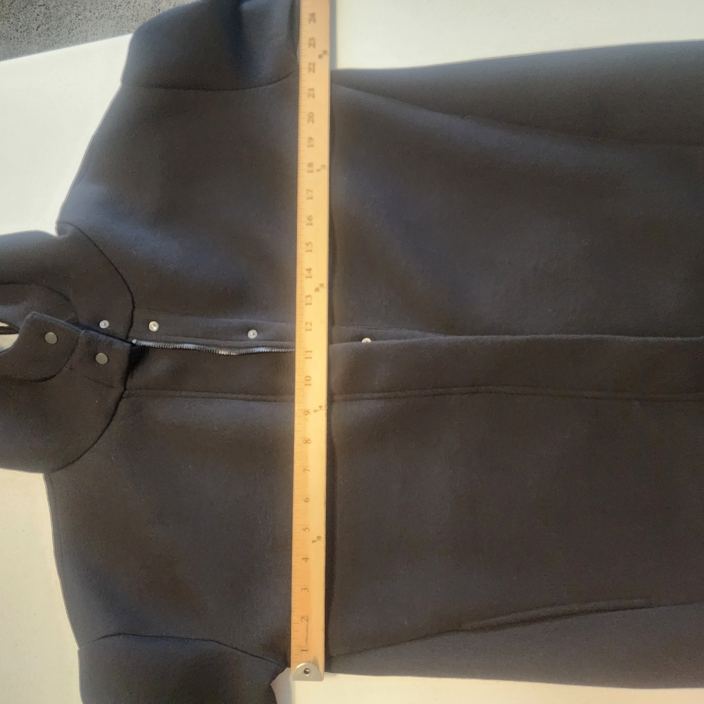 GapFit Jacket Sweater - Picture 9 of 16